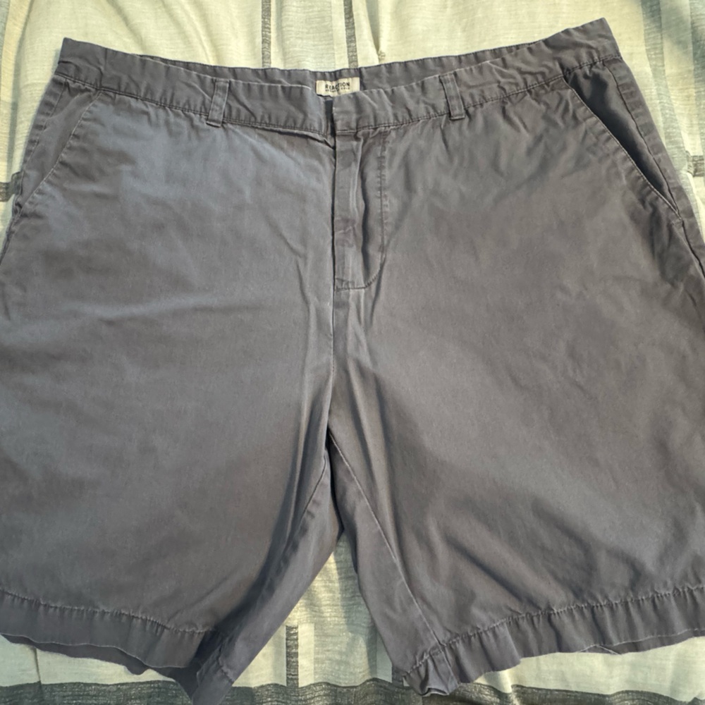 Reaction Kenneth Cole Men's Gray Shorts